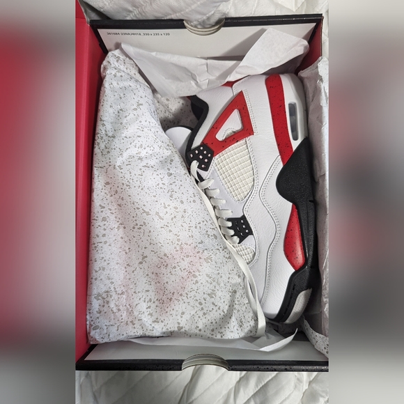 Air Jordan 4 Retro - Picture 13 of 15